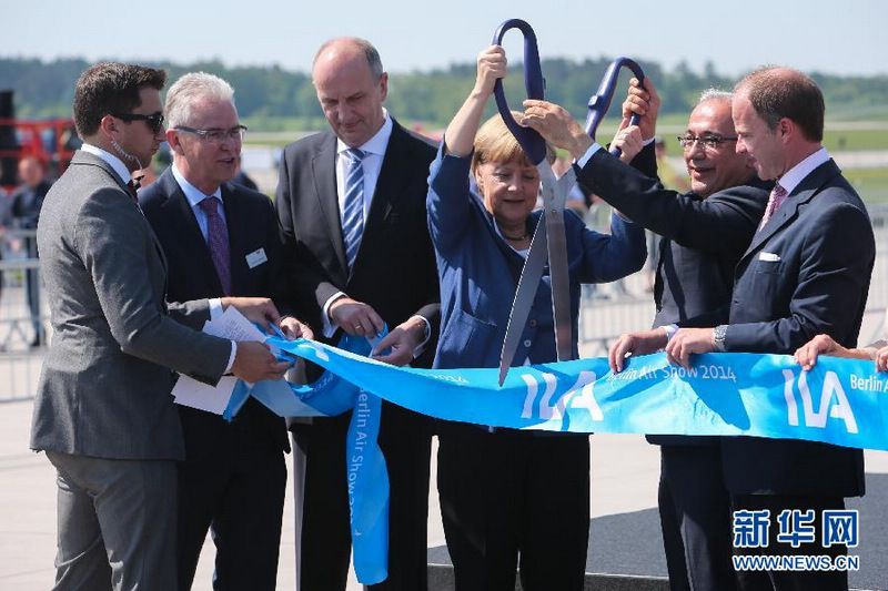 Berliner Flugshow 2014 er?ffnet
