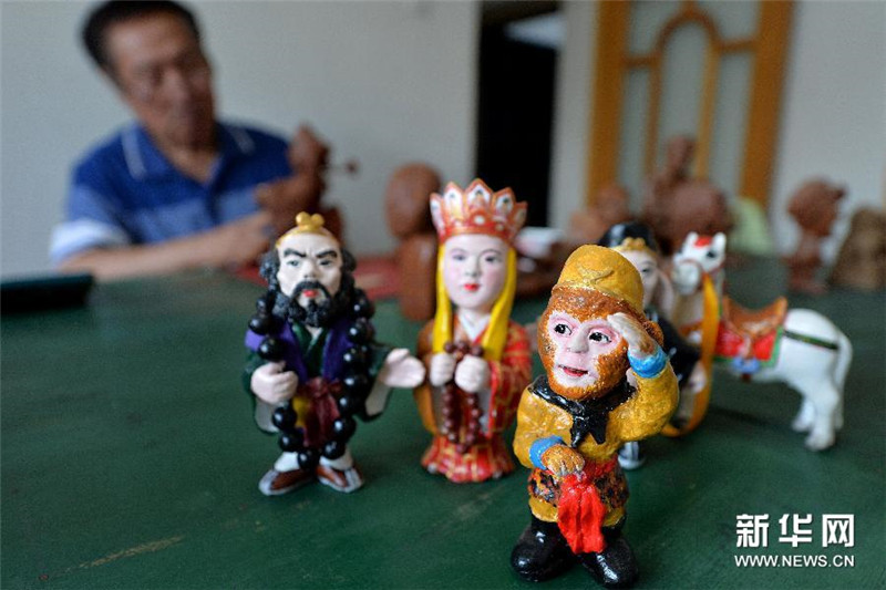 ?Tonfigur Sun“ im Westen von Liaoning