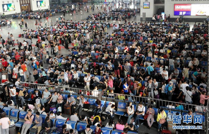 Nationalfeiertage: Der Reiseansturm hat begonnen