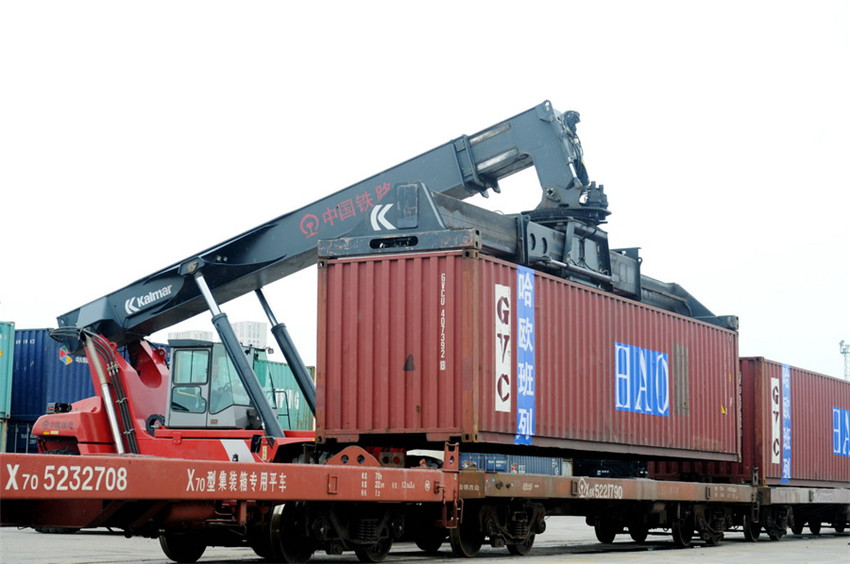 Erster Güterzug unterwegs von Harbin nach Hamburg