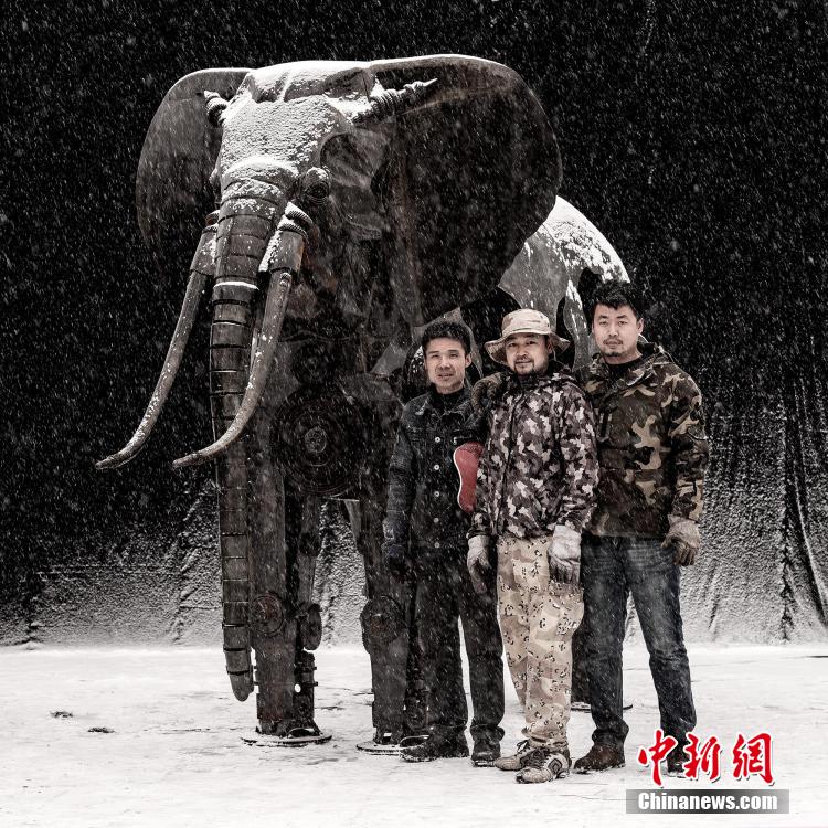 Kunst aus Eisenschrott