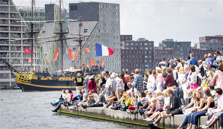 Amsterdamer Segelfestival 2015 er?ffnet