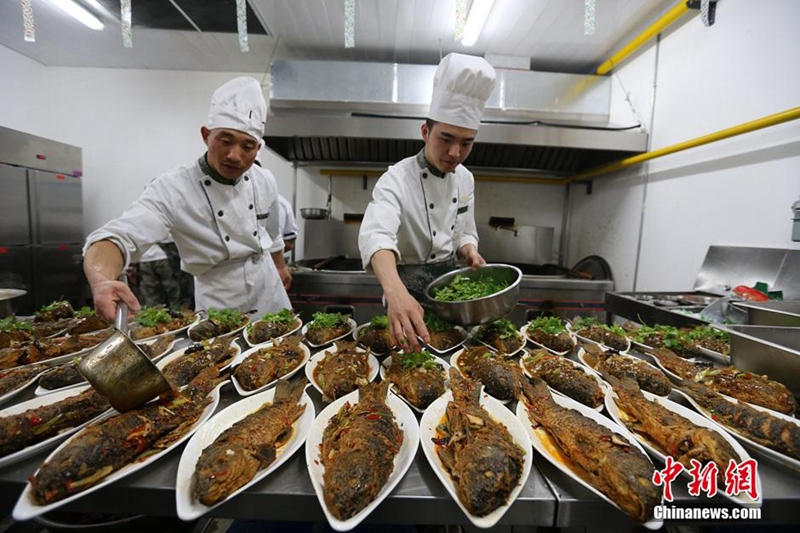 24 Stunden im Trainingscamp der WWII-Parade