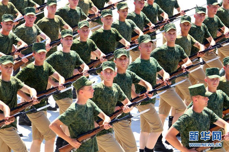 Ausl?ndische Soldaten üben für die Parade
