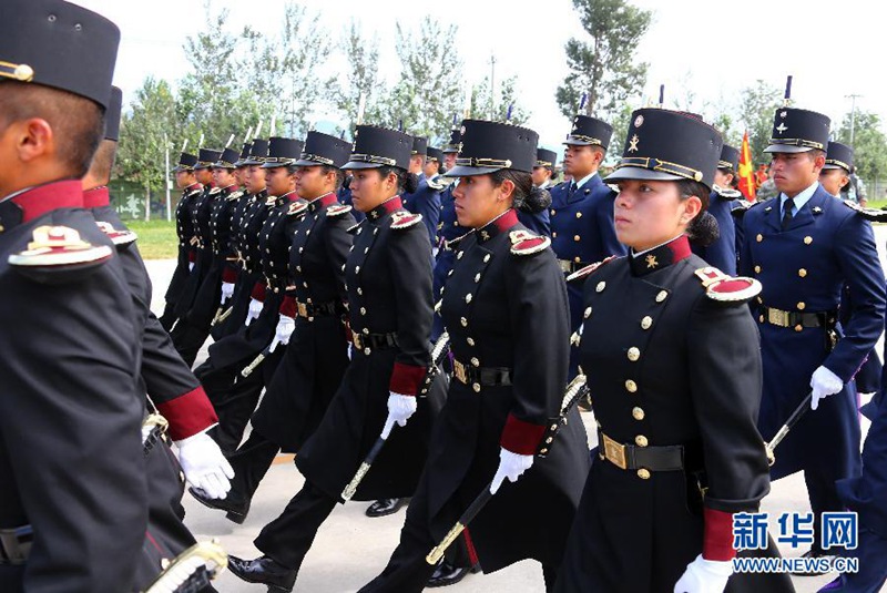 Ausl?ndische Soldaten üben für die Parade