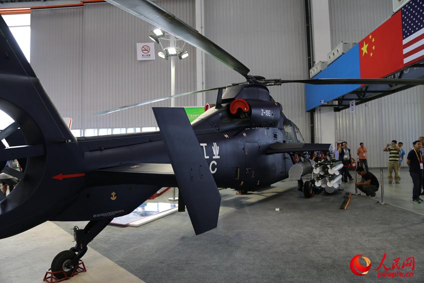 Z-19E im Mittelpunkt der Tianjiner Heli-Expo
