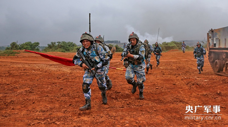 Chinas Marineinfanterie probt den Dschungelkampf