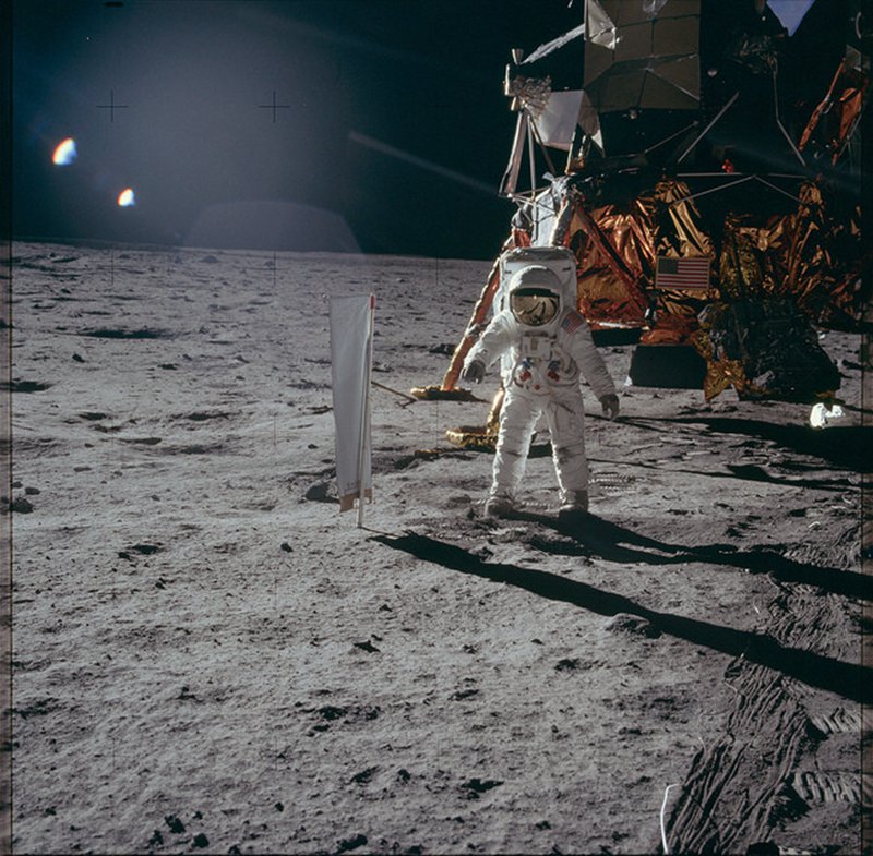 NASA ver?ffentlicht Fotos der Apollo-Mondflüge
