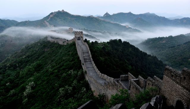 Sch?nheit und Zerfall der Gro?en Mauer