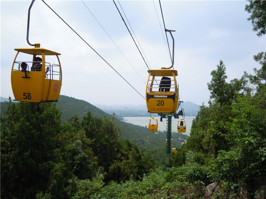 Xuzhou – Tonkrieger im Glassarg
