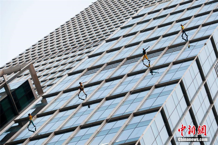 Ballet in luftiger H?he