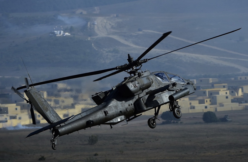 NATO h?lt Gro?man?ver ab