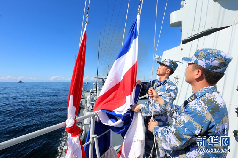 Erstes sino-amerikanisches Marineman?ver im Atlantik