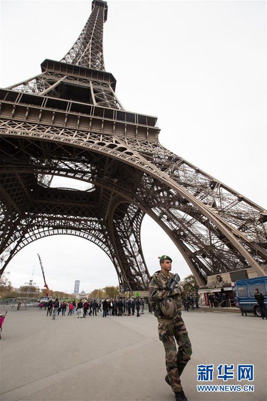 Pariser Sehenswürdigkeiten wieder ge?ffnet