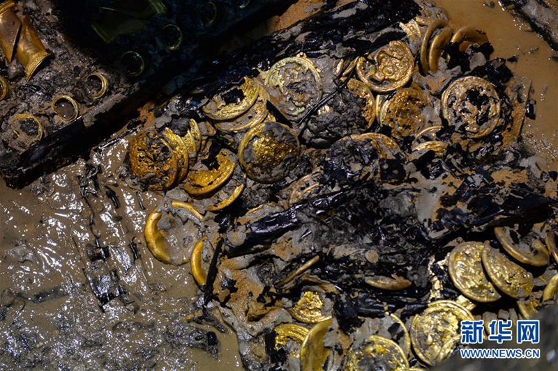 2000 Jahre alte Goldgegenst?nde ausgegraben