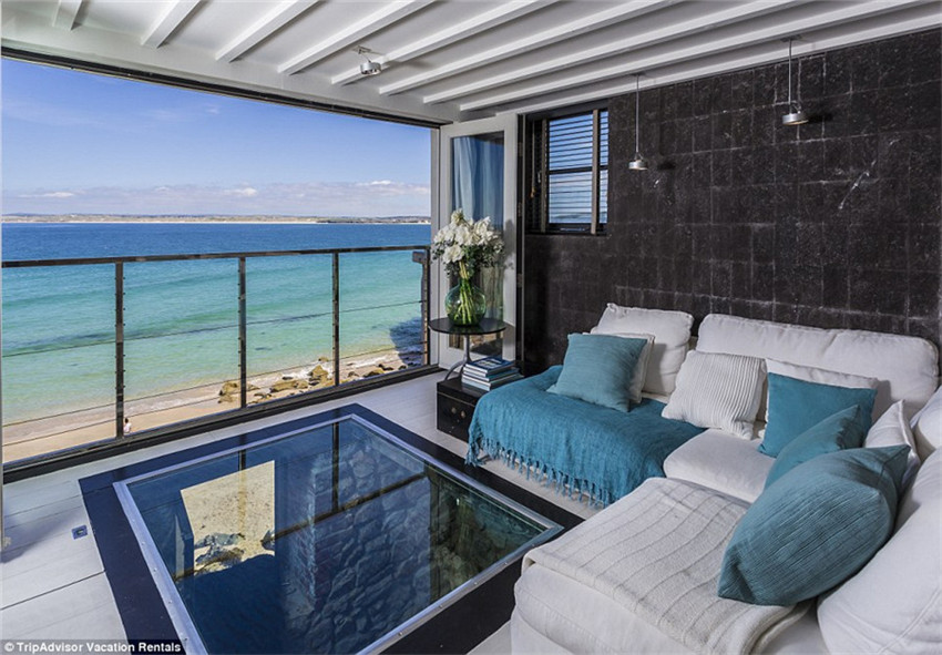 Die sch?nsten Felsenh?user am Meer