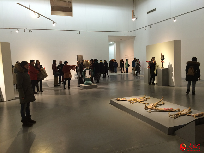 Unsichtbare Hand – Ausstellung von zwei chinesisch-?sterreichischen Künstlern in Beijing