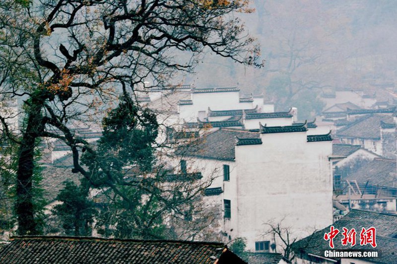 Frühwinterliche ?Dorfsch?nheiten“