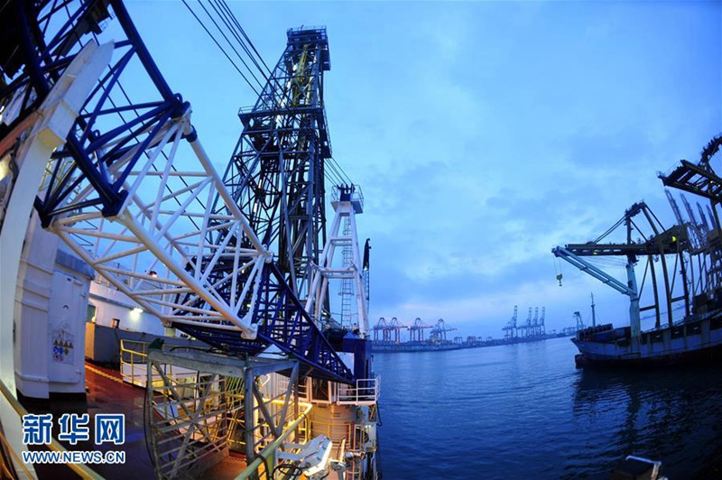 ?JOIDES Resolution“ ist bereit für die Untersuchung der Erdkruste