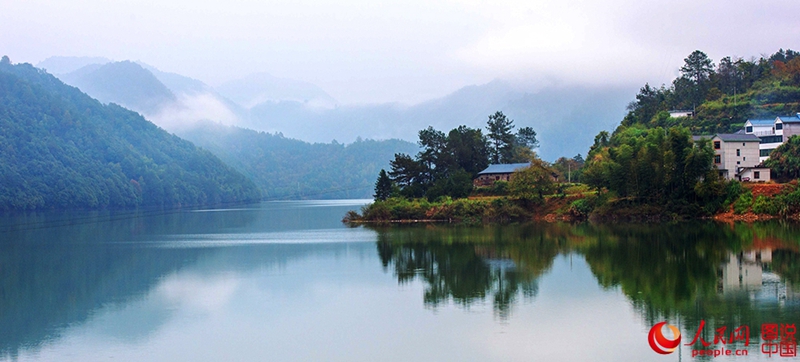 Das sch?ne Sanqing-Gebirge in Jiangxi