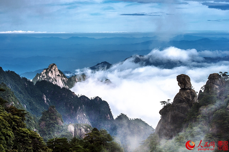 Das sch?ne Sanqing-Gebirge in Jiangxi