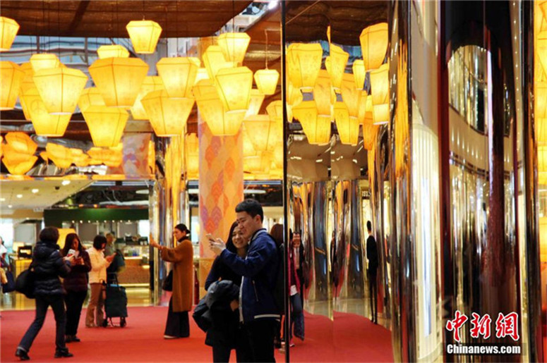 ?Wunschlaternen“ zum Frühlingsfest in Hongkong