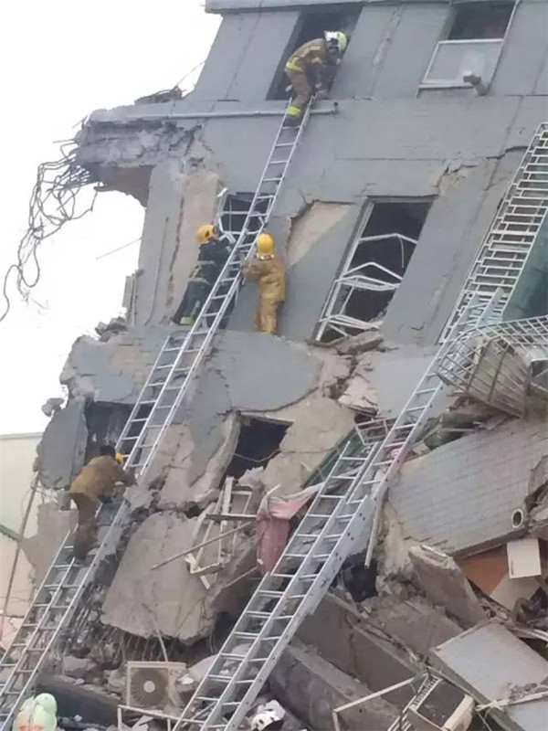 Erdbeben der St?rke 6,7 erschüttert Taiwan