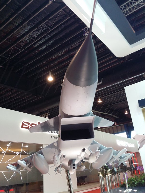 Export-Version des von China entwickelten J-10 Kampfjets