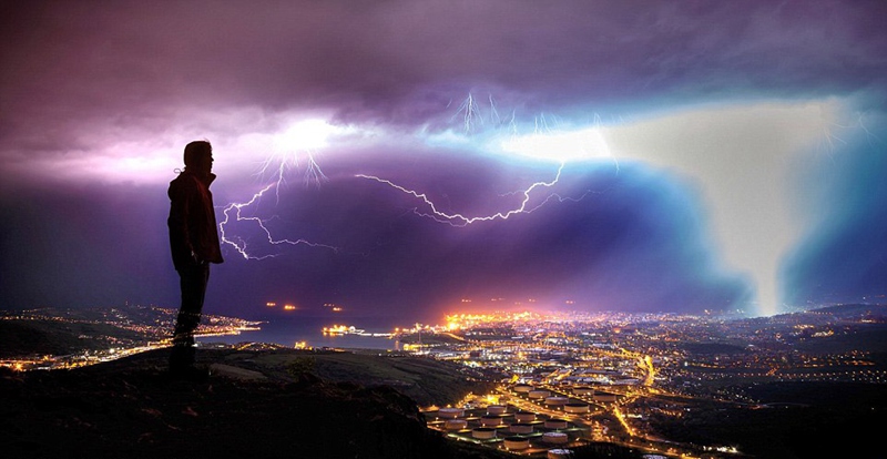 Blitze ?attackieren“ die Welt