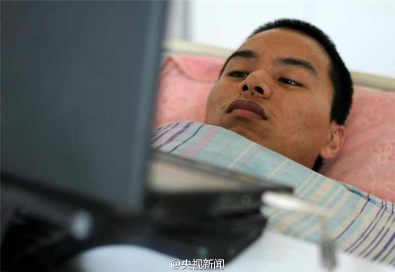 26-j?hriger Querschnittsgel?hmter aus China: Mit K?pfchen zum eigenen Online-Shop