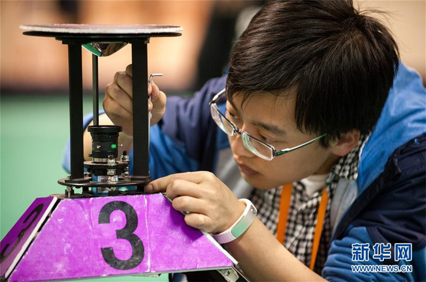 Fu?ballweltmeisterschaft der Roboter in Anhui