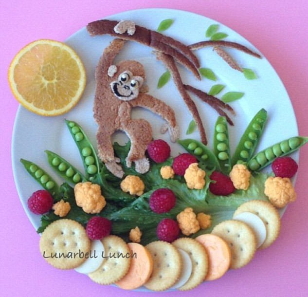 Eine Mutter kocht mit Liebe und Fantasie