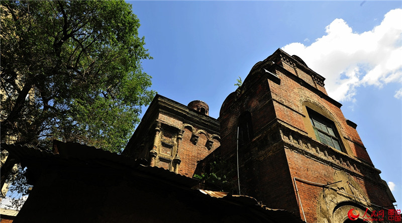Hundertj?hrige Kirche in den Gassen Harbins