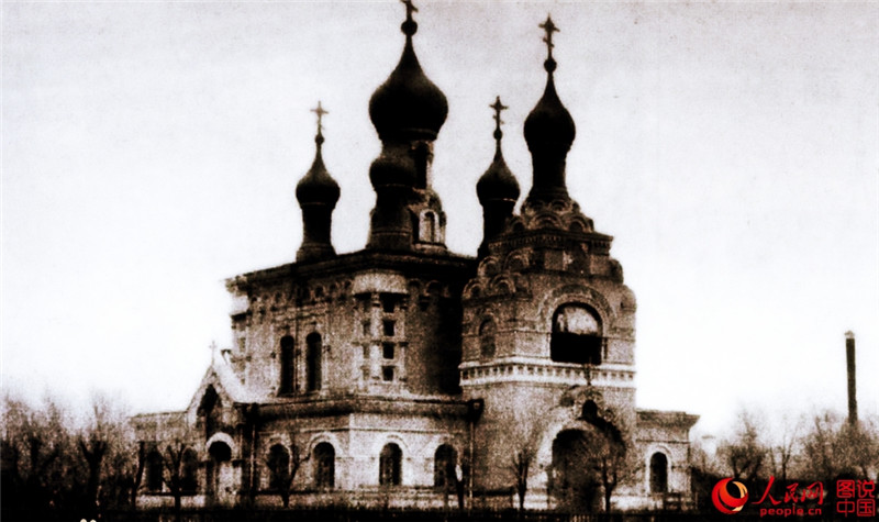 Hundertj?hrige Kirche in den Gassen Harbins