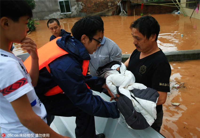 Heftige überschwemmungen in Hunan