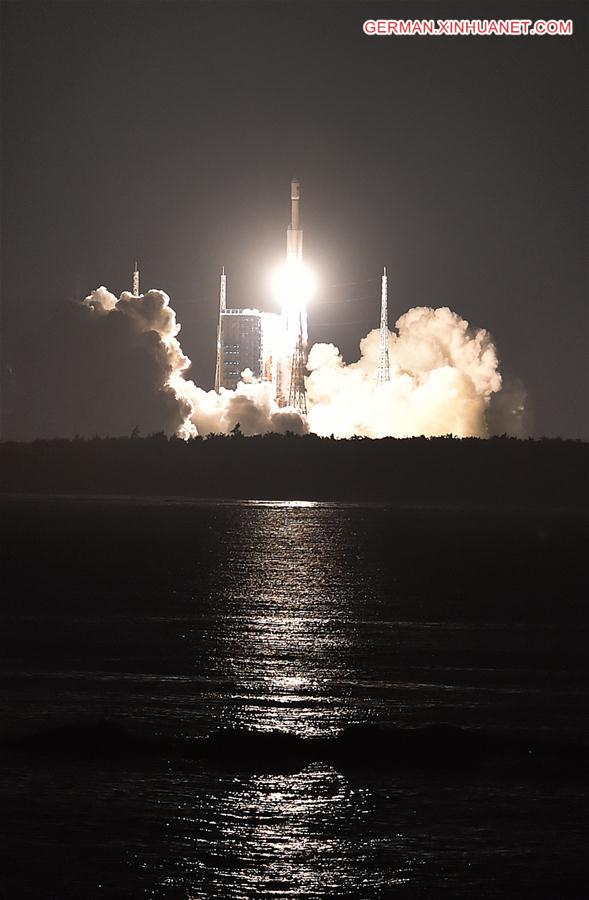 ?Langer Marsch 7"-Tr?gerrakete erfolgreich abgehoben