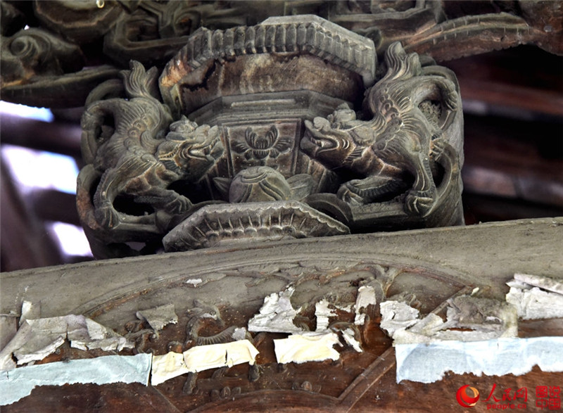 Tausendj?hriges Dorf vereint Konfuzianismus und Kommerz