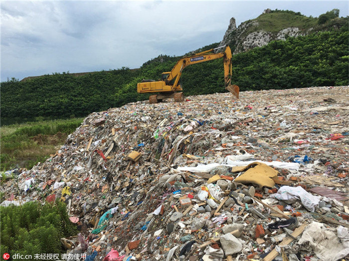 Illegale Mülldeponie am Taihu-See bei Suzhou