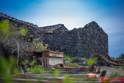 Das Dorf Yanding und seine Steinh?user an der Meeresküste