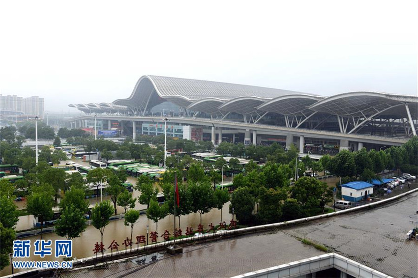 Yangtse-Stadt Wuhan steht nach Regenf?llen unter Wasser