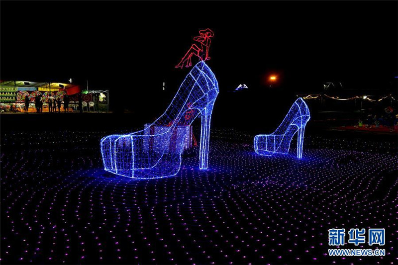 Fantastische Lichtschau in Hebei