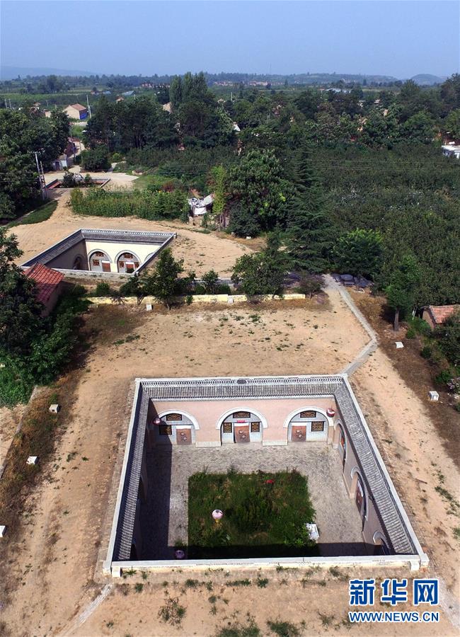 Unterirdische ?Siheyuan“ in Henan