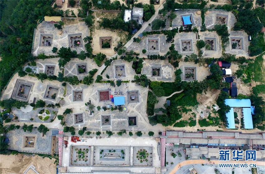 Unterirdische ?Siheyuan“ in Henan