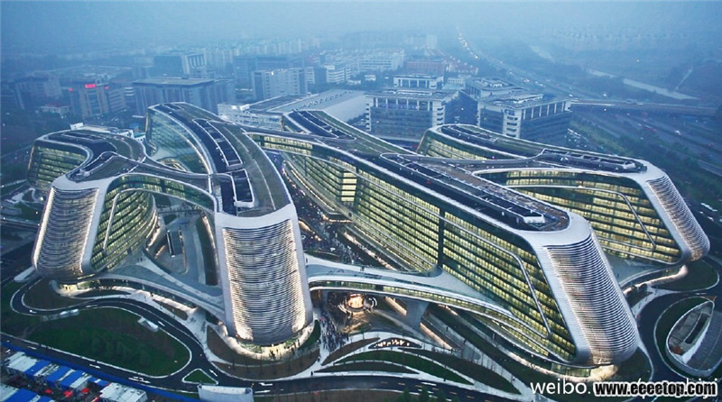 Fantastisches Geb?ude mit surrealer Pr?gung in Shanghai