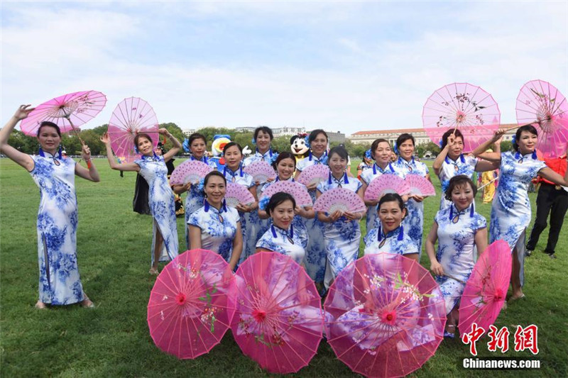 Flashmob feiert chinesisch-amerikanisches Tourismusjahr