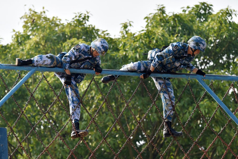 Gemeinsame übung der chinesischen und russischen Marineinfanterien