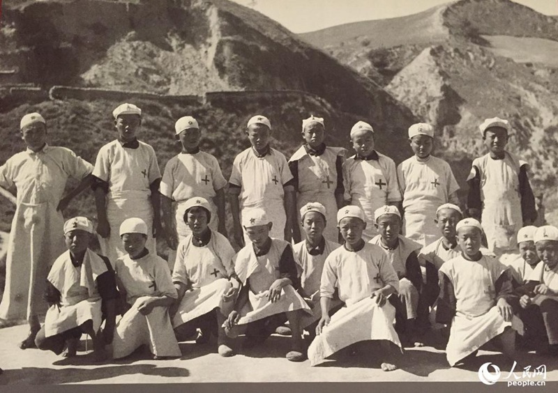 Ausstellung von Kulturgegenst?nden des ?Langen Marschs“ er?ffnet 