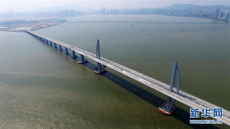 Weltl?ngste Meeresbrücke steht kurz vor der Fertigstellung