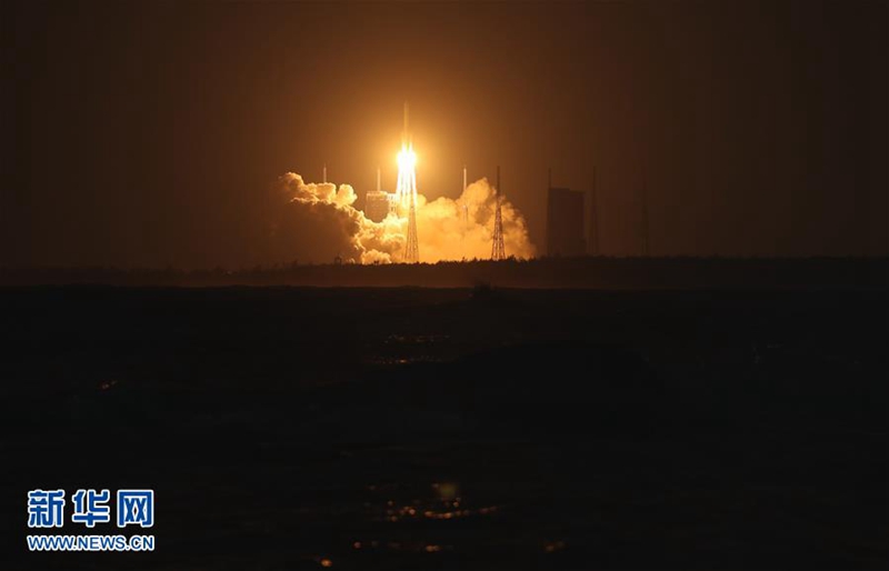 ?Langer Marsch 5“ erfolgreich gestartet 