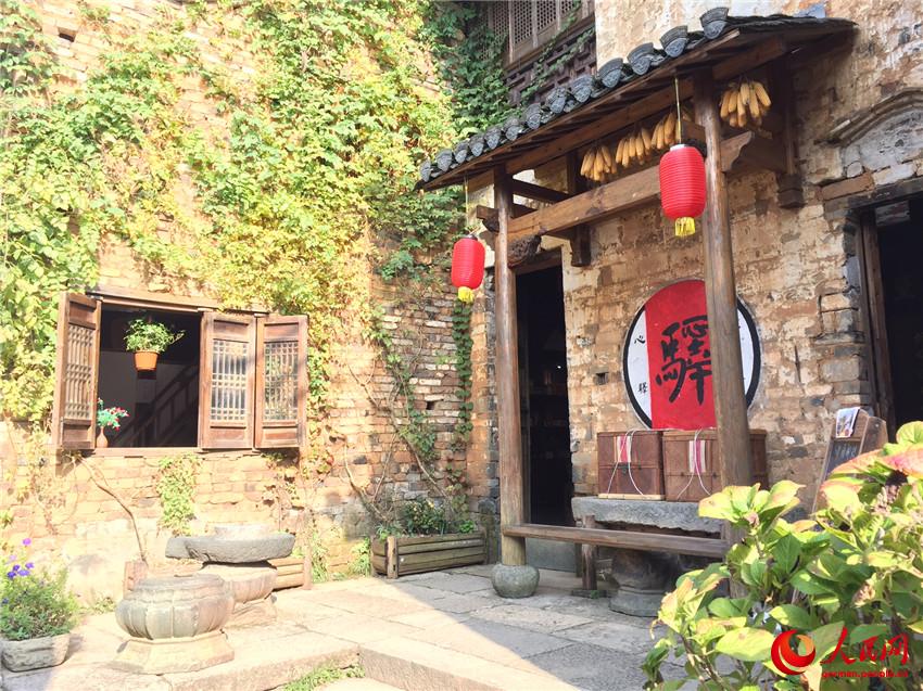 Journalisten in Porzellanlanden